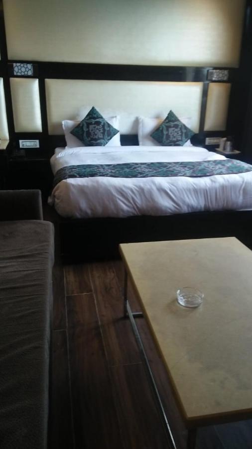 Hotel Black Magic Dharamshala Bagian luar foto