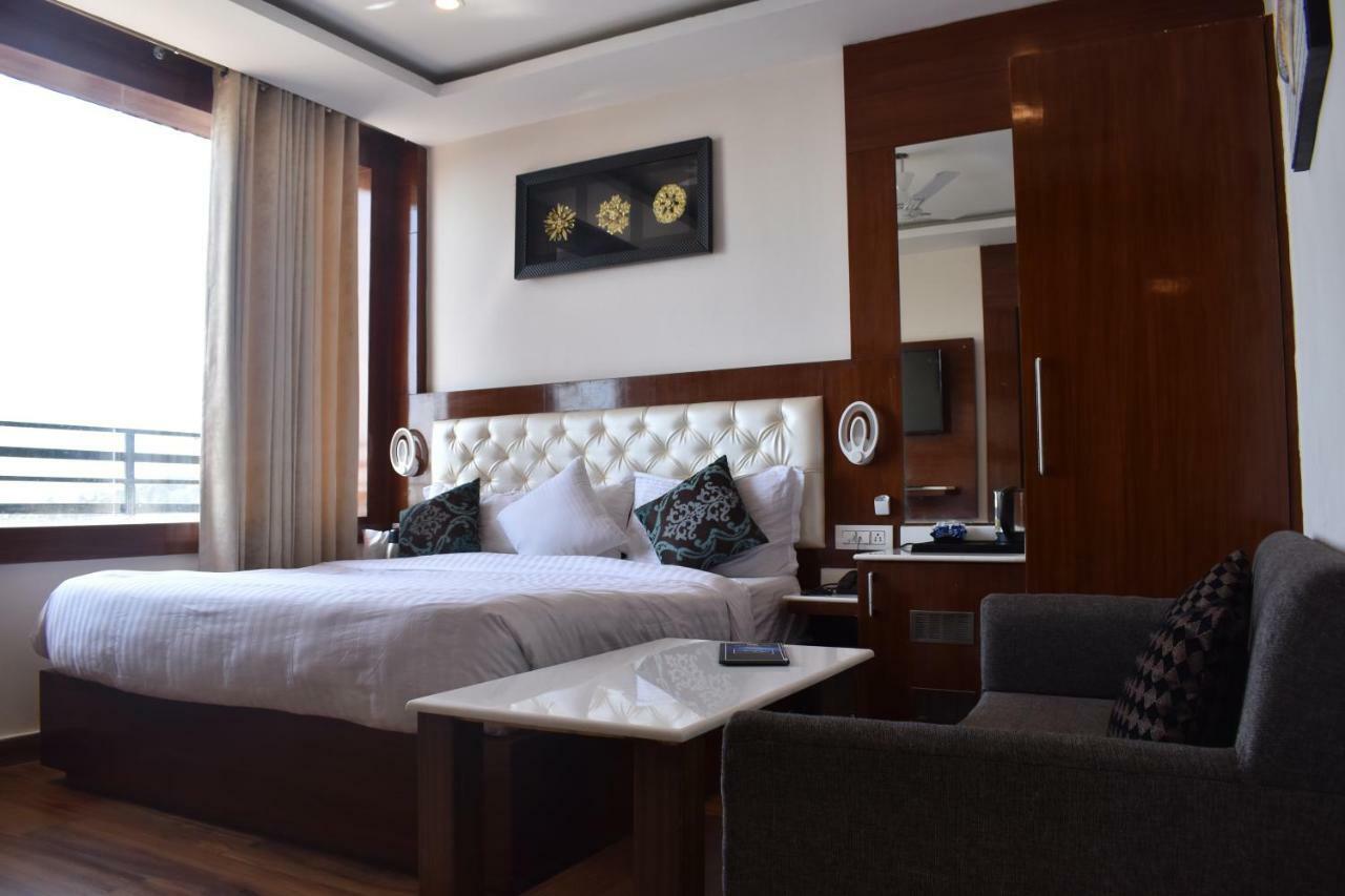 Hotel Black Magic Dharamshala Bagian luar foto