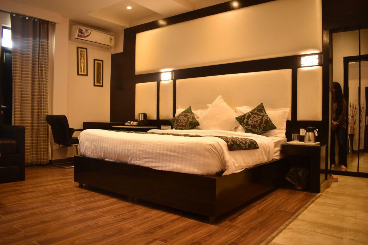 Hotel Black Magic Dharamshala Bagian luar foto