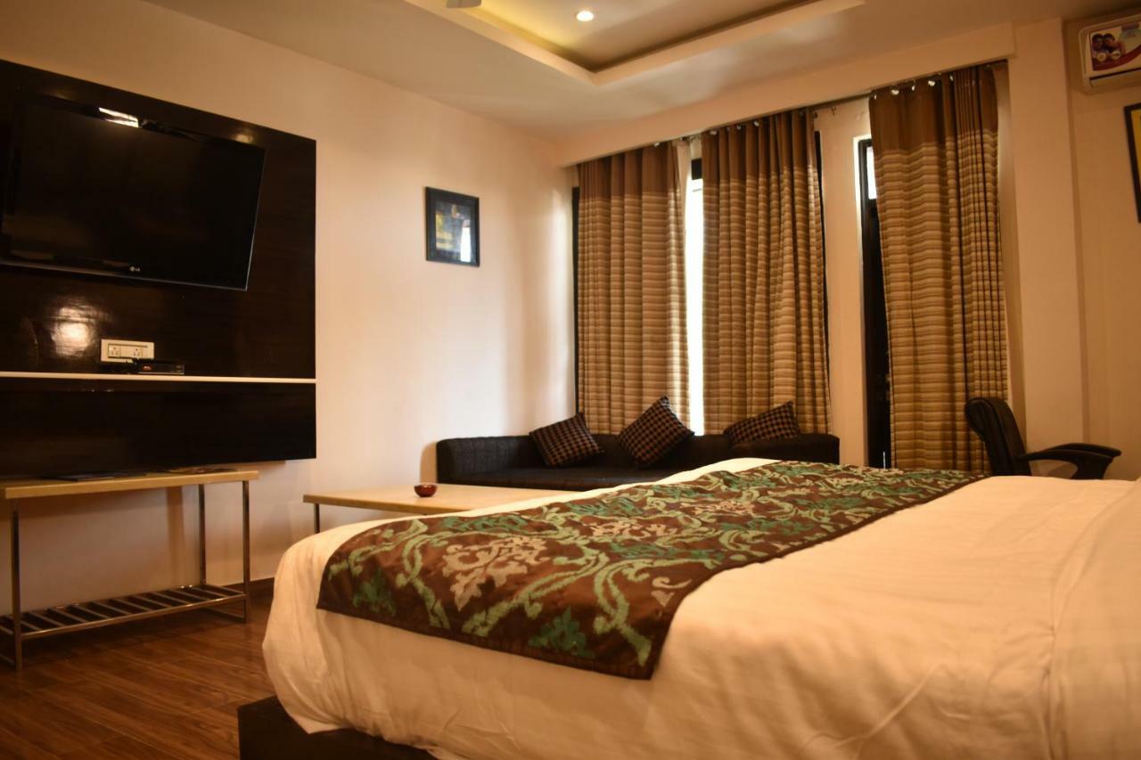 Hotel Black Magic Dharamshala Bagian luar foto